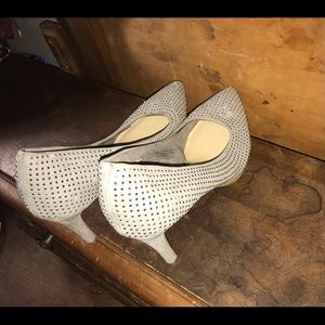 Old Navy Gray Business pumps with Sparkle detail ✨